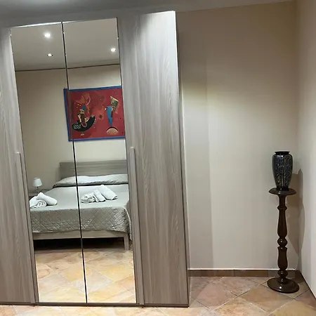 Leontini House
