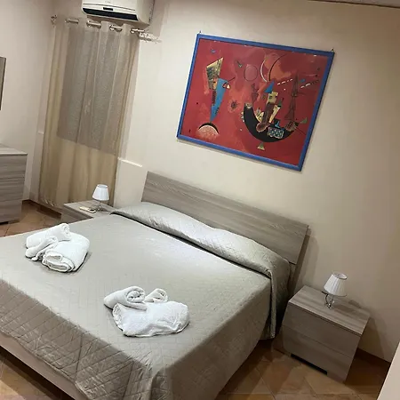 Leontini House * Catania
